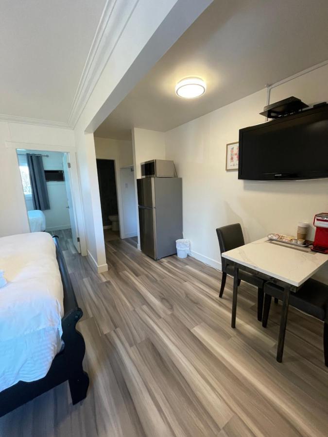 Destination Inn Radium Hot Springs Εξωτερικό φωτογραφία